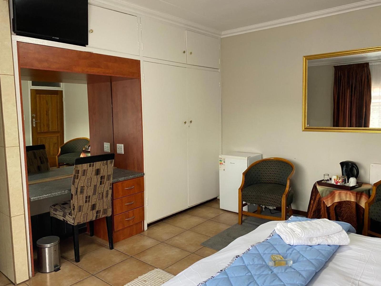 Africa Footprints Lodge ケンプトンパーク 部屋 写真
